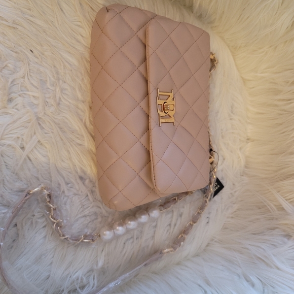 $50 NWT Crossed body bag Badgley - Picture 7 of 8